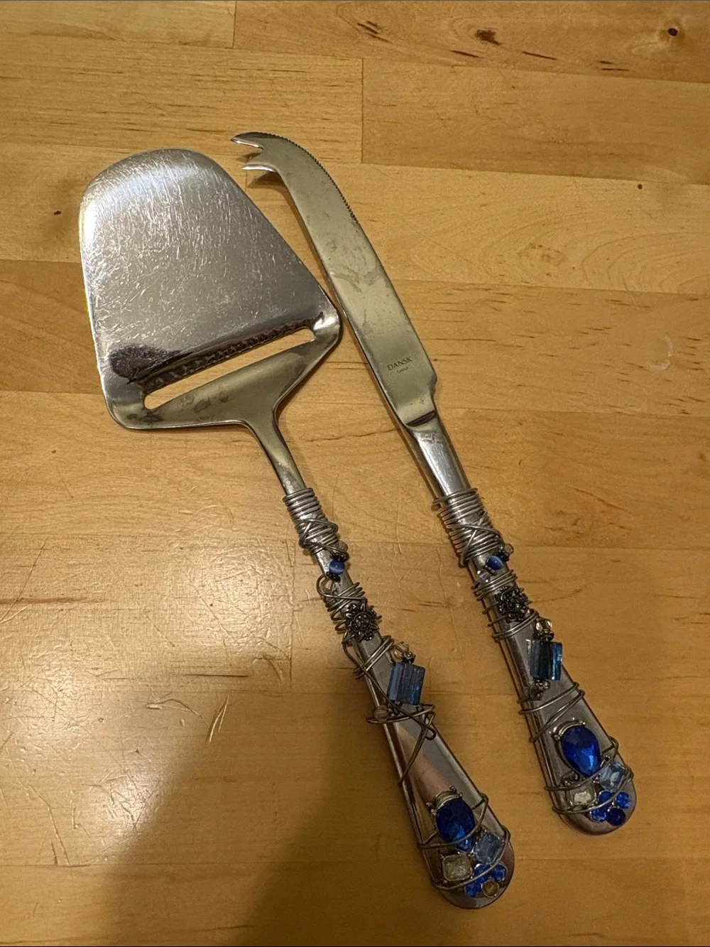 Dansk Cheese Server and Knife Set with Blue Accents